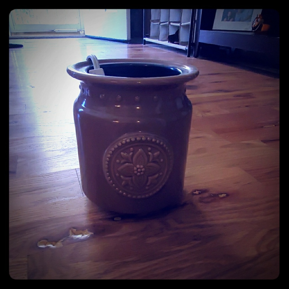 Ceramic candle warmer